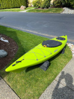 Kayak Aventura V2 W /Skeg