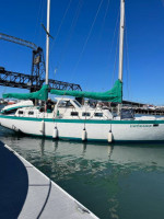 44' Sailboat with Liveaboard Slip
