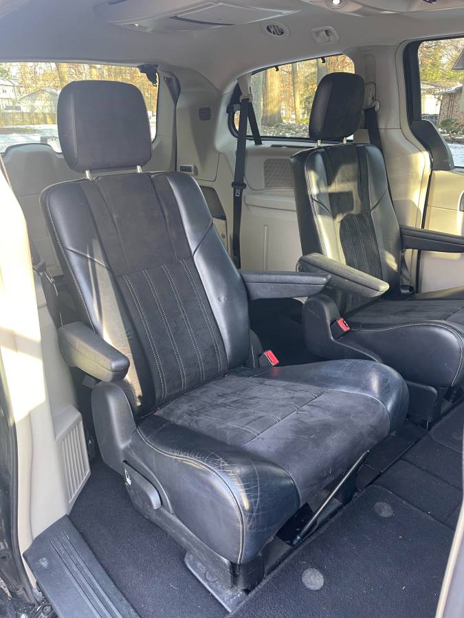 Chrysler 114,000 mi