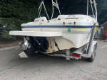 2004 Bayliner deck boat**perfect for the sound**