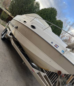 2001 Stingray 240CS Cabin Cruiser