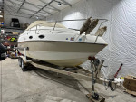 2001 Stingray 240CS Cabin Cruiser