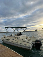 2007 Pontoon Boat w/ Boat Slip