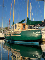 Fisher 37 Pilothouse