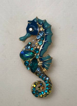 JEWELRY LOT of 3 TURTLE AND SEA HORSES PINS Metal Jewelry Art Pins NEW