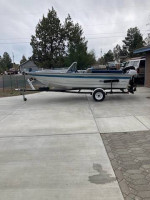 17' Spectrum Boat