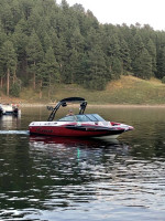 2015 Supreme S21 Surf Boat