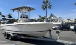 Like new CC Defiance 22-24’ Yamaha 150 80 hours fact warranty