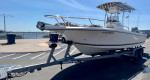 Like new CC Defiance 22-24’ Yamaha 150 80 hours fact warranty