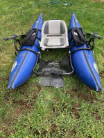 Fish Cat 9-IR Pontoon Boat