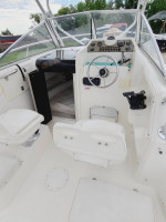 1999 Aquasport 225 Explorer Fishing Boat w/ 225HP Evinrude Motor