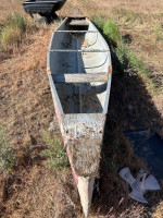 Canoe (fiberglass)