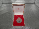 Vintage 1976 Frankin Mint sterling silver pendant and 24"chain