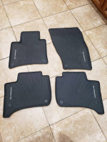 Porsche Macan Oem Rubber Mats