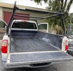 06 Toyota TUNDRA Truck V8 With 8’ Long Bed