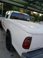 Toyota tundra bed cover..