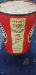 Vintage Veedol Flying V Metal Oil Quart Can