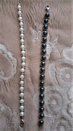 Bracelet Pearl Lobster Clasp - White or Black - Lobster Clasp - Honora