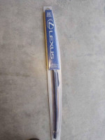 22 inch OEM Lexus windshield wiper