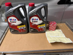 Mobil 5W-30 motor oil
