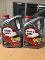 Mobil 5W-30 motor oil