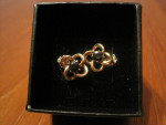 14K solid gold earrings w/ amethyst setting excellent condition