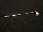 14k rose gold with pearl stick pin /lapel -hat -tie brooch V G cond