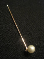 14k rose gold with pearl stick pin /lapel -hat -tie brooch V G cond