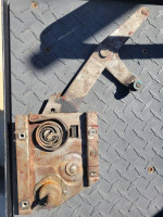 65,66, Ford Mustang widow regulators