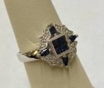 Amazing White Gold Sapphire Fashion Ring
