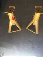 car jack stands 2-ton each, light weight.