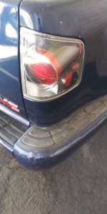 NO text. Mechanic fixer.4 cyc 3 door Sonoma will run but needs eng bui
