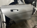 2018 Mercedes CLA passenger Door and rocker molding