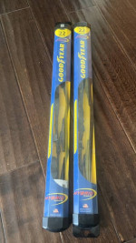 Hybrid - Windshield Wiper Blade Set/Kit