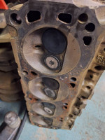 1985 ford 351W heads ,good used,have been cleaned only