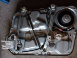 2009 hyndai sonata  drivers side window regulator and glass