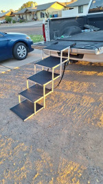 Folding steps for loading