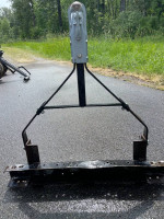 TOW BAR 2" BALL (Great Condition)