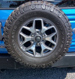 5 Firestone destination tires 255/75/17 & wheels
