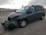 2010 Toyota Sienna Part Out
