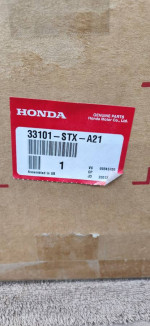 2010-13 Acura MDX OEM Right Headlamp