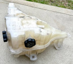 Heavy Duty Coolant Reservoir Tank Fits Freightliner Cascadia Semi’s