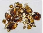 Vintage brooches and pins . LOOK