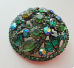 Vintage brooches and pins . LOOK