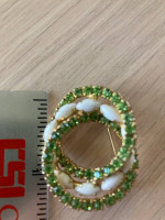 Brooches 4 each  lot price
