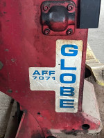 GLOBE ELECTRIC 7000 LB 2 POST AUTOMOTIVE CAR LIFT -