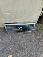 1992-1997 Lexus LX 450 OEM Front grill