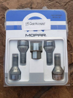 Cherokee Wheel Locks