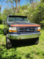 Ford F-250 regular cab 8-ft bed 4x4 project.