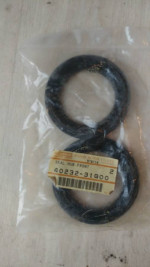 Nissan Front Hub Seals 40232-31G00